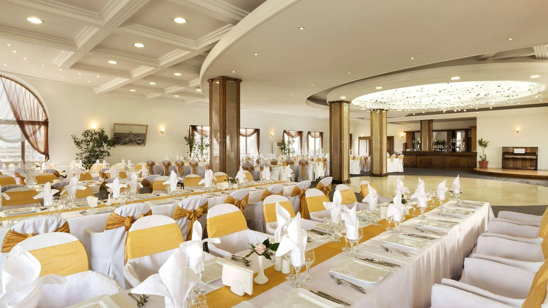 Hotel Ramada By Wyndham Plovdiv Trimontium