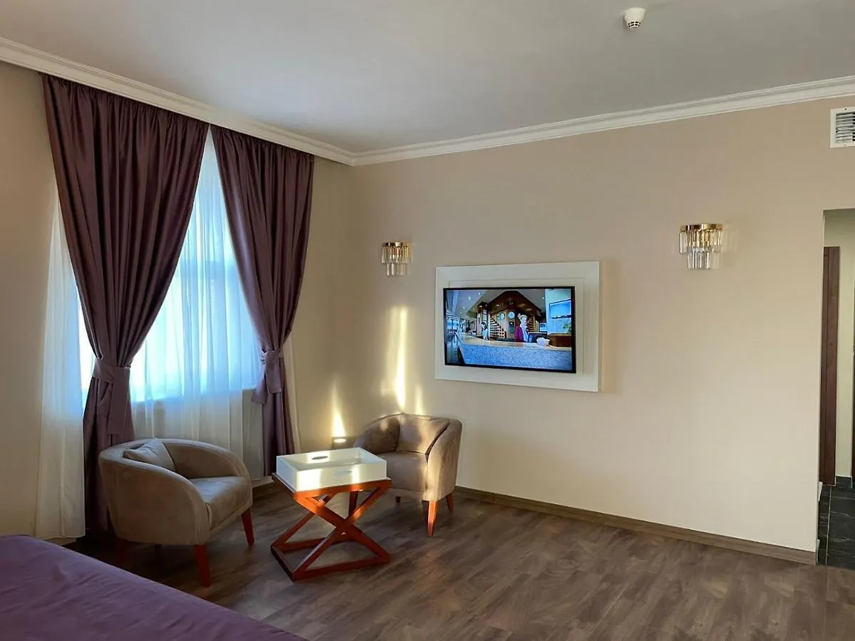 Hotel Ramada By Wyndham Plovdiv Trimontium 4*,