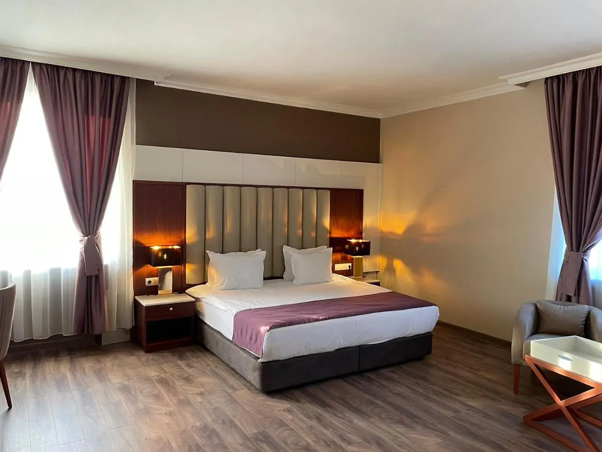 Hotel Ramada By Wyndham Plovdiv Trimontium