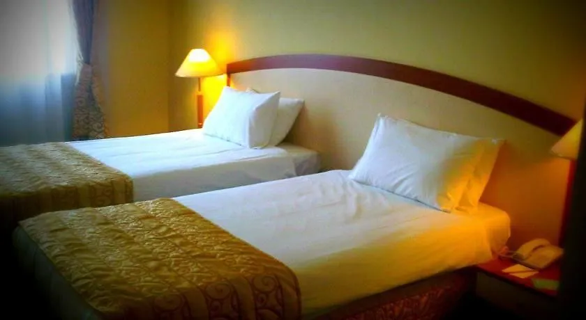 Hotel Ramada By Wyndham Plovdiv Trimontium 4*,  Bułgaria