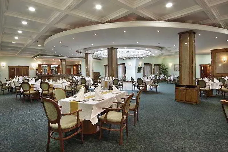 Hotel Ramada By Wyndham Plovdiv Trimontium 4*,